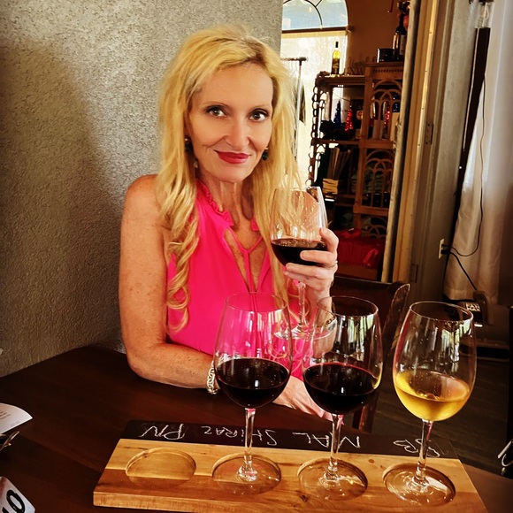 Meet your Posher, June - Picture 3 of 15